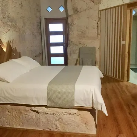 Dug Out B&B-3